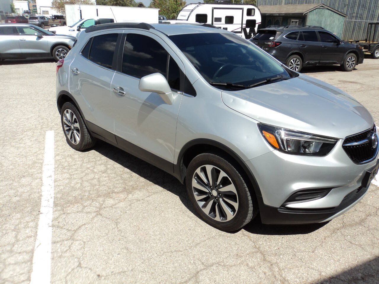 Used 2022 Buick Encore Preferred AWD/4WD image 1