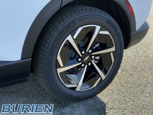 New 2026 Chevrolet Equinox EV LT image 35