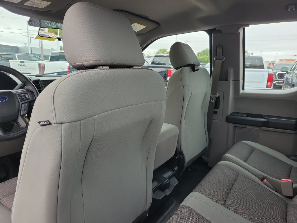 Used 2015 Ford F150 XL w/ Equipment Group 101A Mid RWD image 12