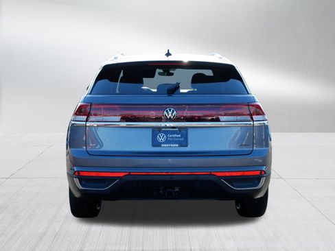 Certified 2025 Volkswagen Atlas Cross Sport SE w/ Panoramic Sunroof Package image 6
