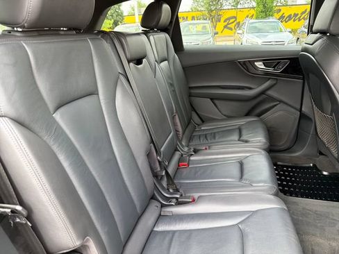 Used 2017 Audi Q7 3.0T Premium Plus AWD/4WD image 22