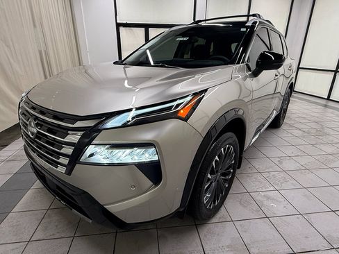 Used 2026 Nissan Rogue Platinum w/ Platinum Premium Package AWD/4WD image 10
