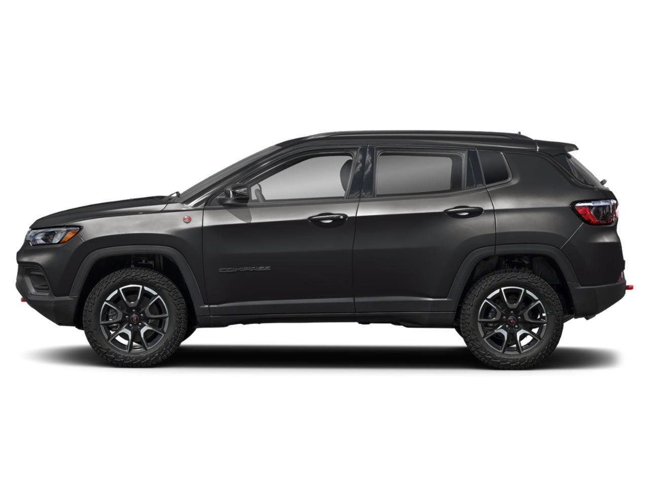 Used 2025 Jeep Compass Trailhawk AWD/4WD image 12