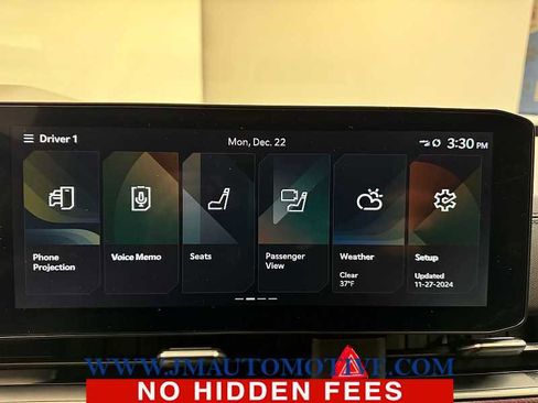 Used 2025 Kia Carnival SX Prestige image 28