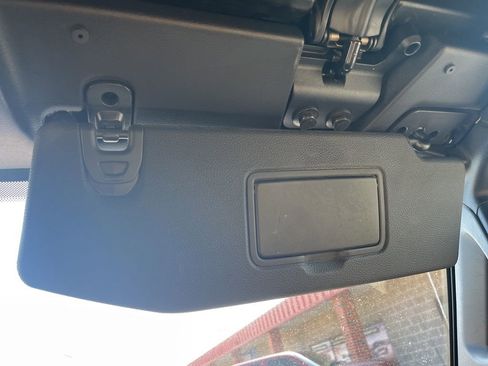 Used 2018 Jeep Wrangler Unlimited Sahara image 82