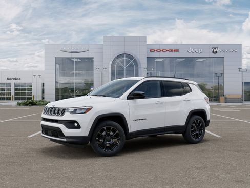 New 2026 Jeep Compass Latitude AWD/4WD image 30