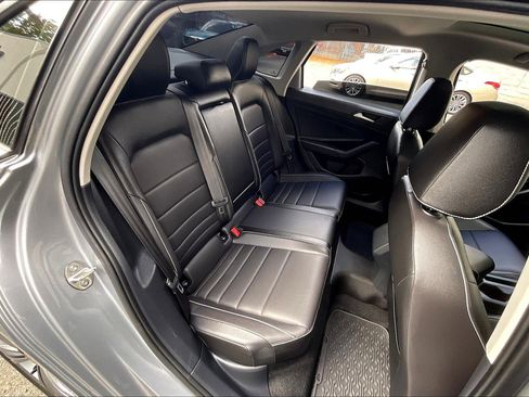 Certified 2024 Volkswagen Jetta SE image 26