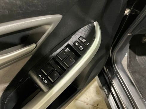 Used 2015 Toyota Prius Four image 32