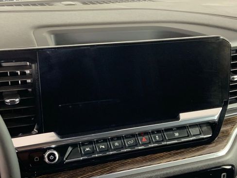 Used 2025 GMC Sierra 1500 Elevation w/ Preferred Package image 26