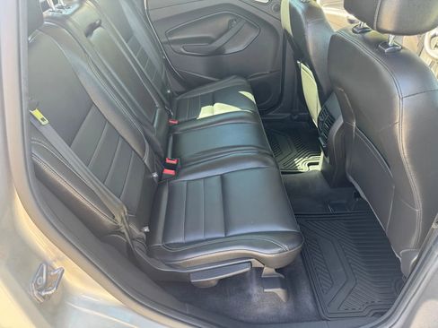 Used 2015 Ford C-MAX Energi SEL w/ Equipment Group 302A image 19