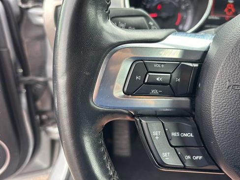 Used 2022 Ford Mustang Premium RWD image 20