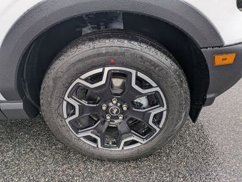 New 2026 Ford Bronco Sport Outer Banks image 11