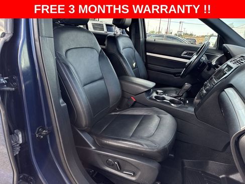 Used 2017 Ford Explorer XLT w/ Equipment Group 202A AWD/4WD image 21