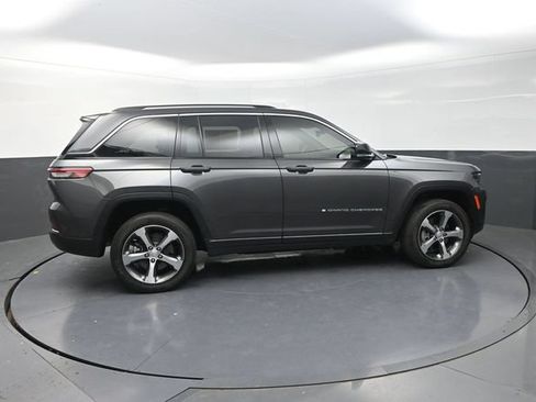 Used 2023 Jeep Grand Cherokee 4WD 4xe image 10
