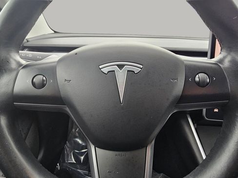 Used 2018 Tesla Model 3 Long Range image 3