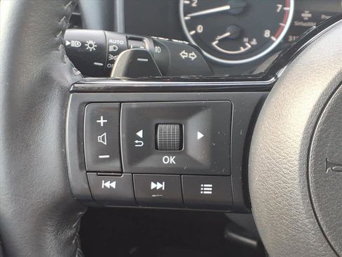 Certified 2021 Nissan Rogue SL w/ Premium Package image 12