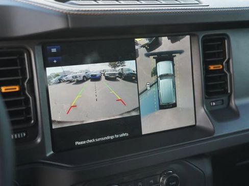 Used 2024 Ford Bronco Badlands image 27