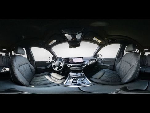 Certified 2024 BMW X7 xDrive40i w/ M Sport Package AWD/4WD image 26