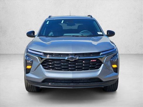 New 2026 Chevrolet Trax RS w/ Sunroof Package FWD image 6