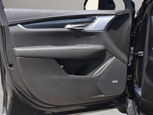 New 2026 Cadillac XT5 Premium Luxury FWD image 9