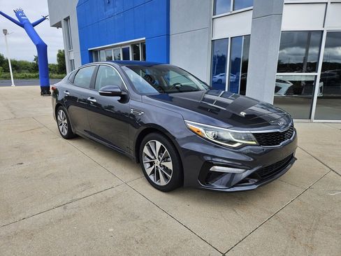 Used 2019 Kia Optima S image 4