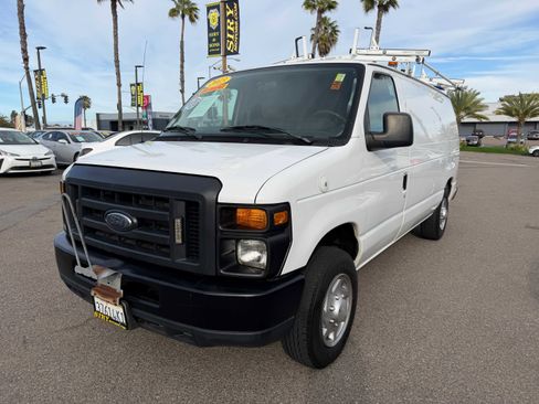 Used 2013 Ford E-150 and Econoline 150 image 7
