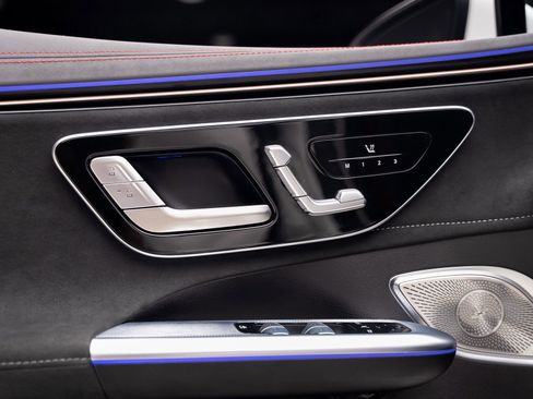 Used 2024 Mercedes-Benz EQE AMG 4MATIC SUV image 57