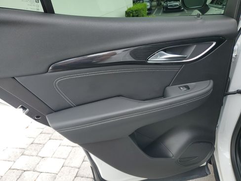 Used 2022 Buick Envision Preferred FWD image 11