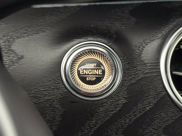 Used 2018 Mercedes-Benz E 300 4MATIC image 28