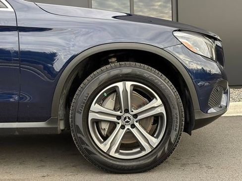 Used 2019 Mercedes-Benz GLC 300 4MATIC image 12