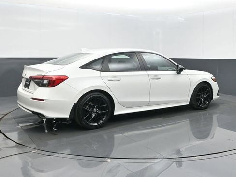 Certified 2024 Honda Civic Sport image 22