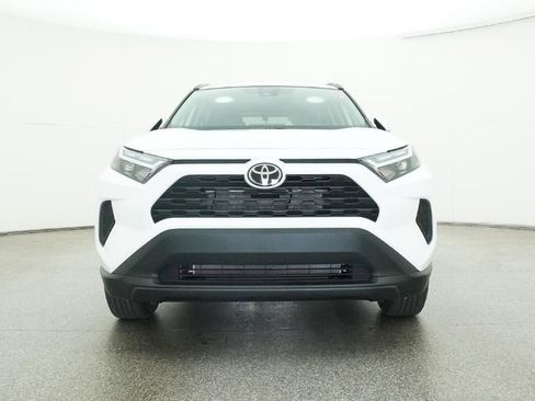 New 2025 Toyota RAV4 XLE image 23