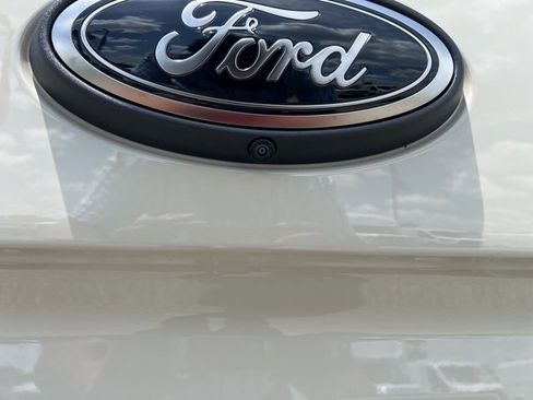 New 2025 Ford Ranger XLT w/ FX4 Off-Road Package image 13