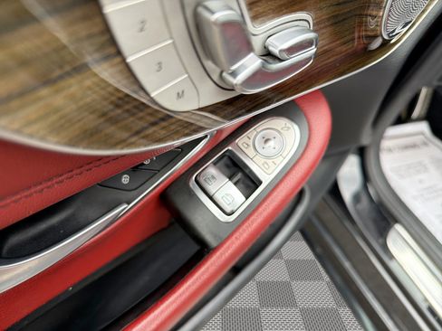 Used 2019 Mercedes-Benz C 300 Coupe image 15