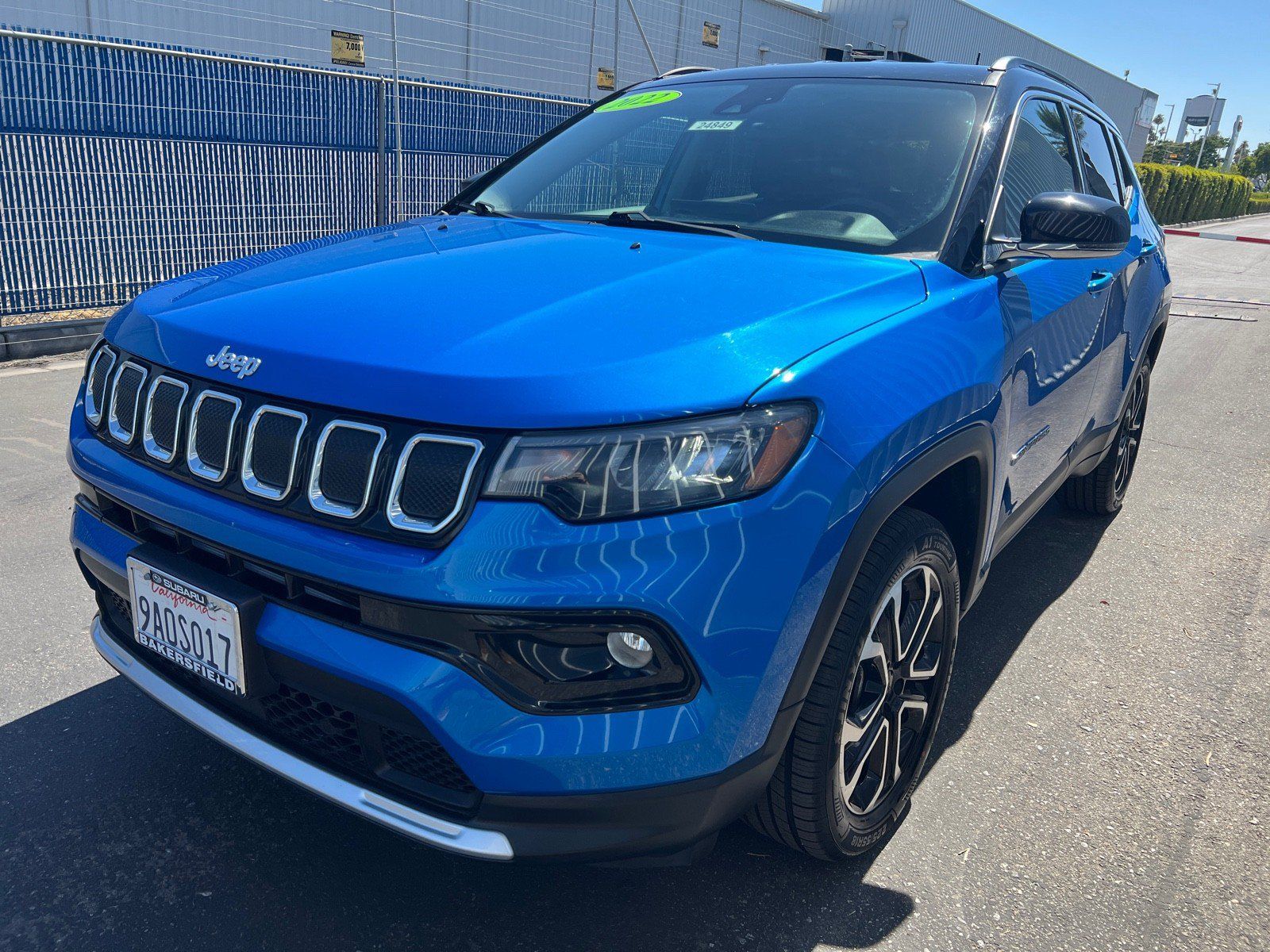 Used 2022 Jeep Compass Limited AWD/4WD image 9
