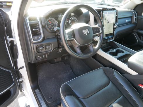 Used 2022 RAM 1500 Laramie AWD/4WD image 20