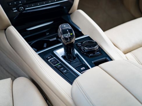 Used 2015 BMW X6 xDrive50i image 26