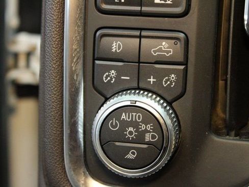 Used 2019 GMC Sierra 1500 SLT image 22