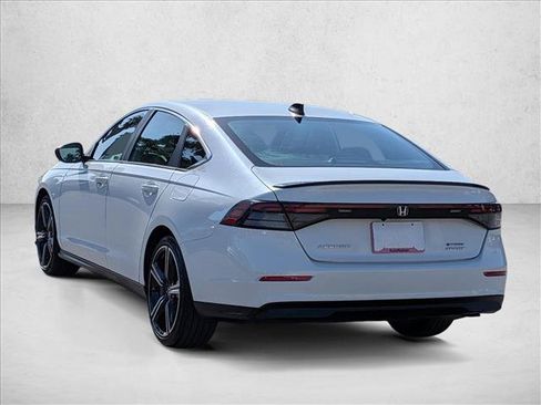 Used 2024 Honda Accord Sport image 8