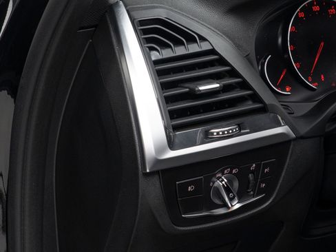 Used 2021 BMW X3 xDrive30i w/ Convenience Package AWD/4WD image 19