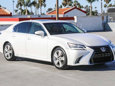Used 2016 Lexus GS 450h image 4