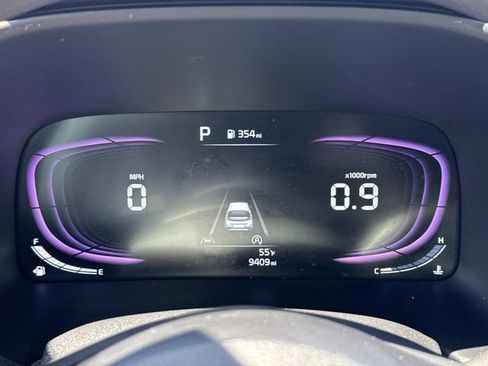 Used 2025 Kia Soul LX w/ LX Technology Package FWD image 27
