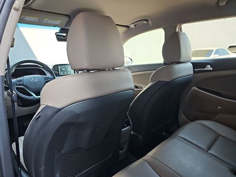 Used 2019 Hyundai Tucson Limited FWD image 16