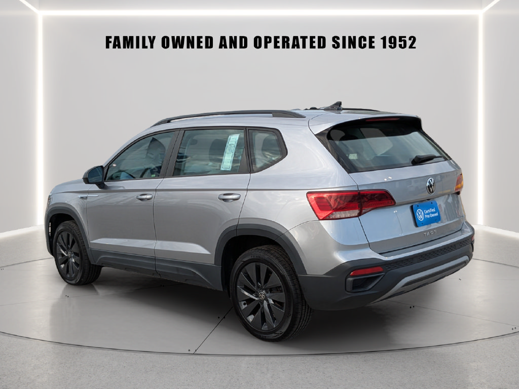 Certified 2023 Volkswagen Taos S FWD image 4