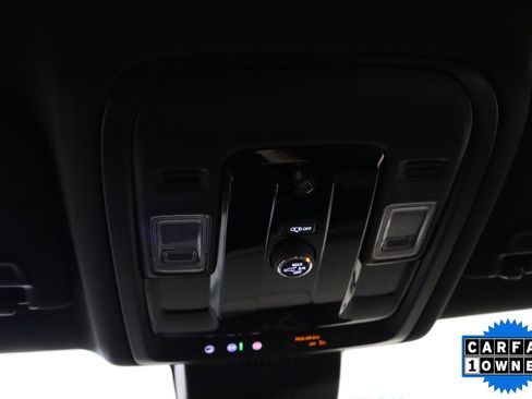 Used 2026 Chevrolet Suburban Z71 AWD/4WD image 29