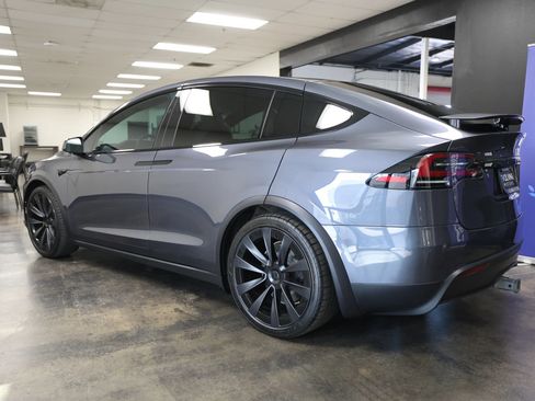 Used 2022 Tesla Model X Plaid AWD/4WD image 8