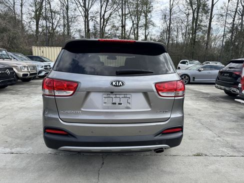 Used 2016 Kia Sorento EX w/ EX Premium Package image 19