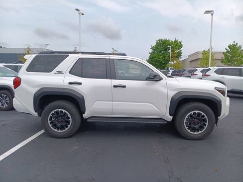 Used 2025 Toyota 4Runner TRD Off-Road AWD/4WD image 4