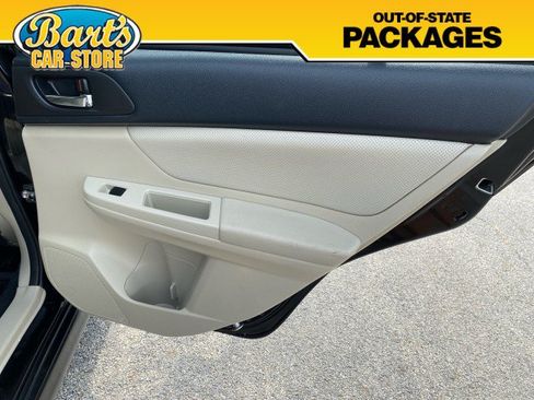 Used 2014 Subaru Crosstrek 2.0i Limited AWD/4WD image 9
