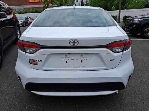 Certified 2021 Toyota Corolla LE FWD image 6
